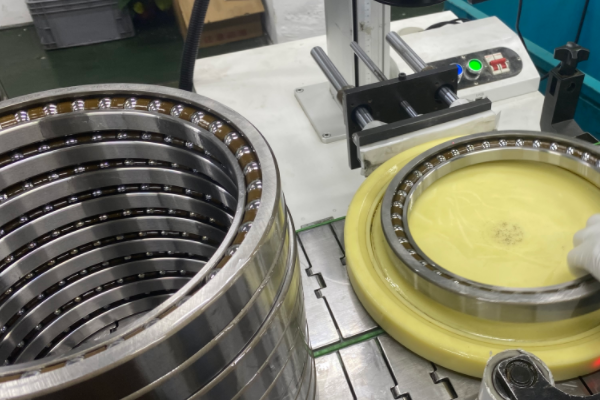 傳動軸承壞了有哪些癥狀？怎么判斷軸承是否損壞？